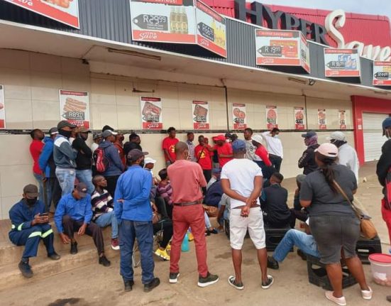 Former University Of Limpopo Student Representative Council (SRC) President and ward 26 EFF members shuts down HyperSave in Mankweng.