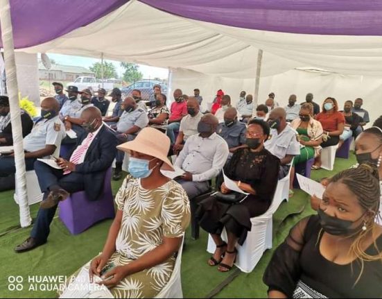The memorial service of the late Constable Mahlatse Precious Machubeni (32) was held in Ga-Kuranta village under Mopani District in Bolobedu.