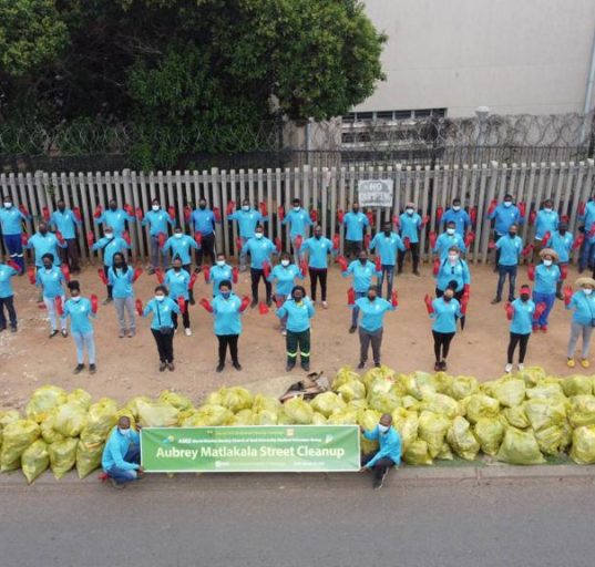 Early on Sunday morning 16th January 2022, 62 members from ASEZ - World Mission Society Church of God University Students volunteer group took to the streets of Soshanguve Block H